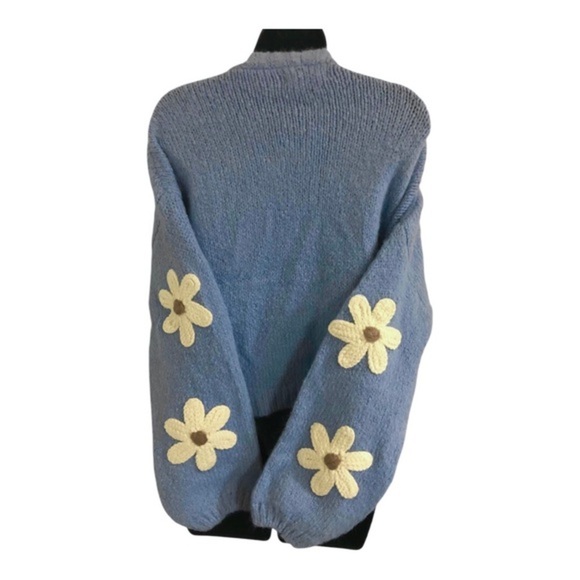 Blue chunky knit white flower floral embroidered open front cardigan sweater - Picture 16 of 17